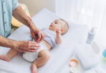 when and how often should you change your babys diaper